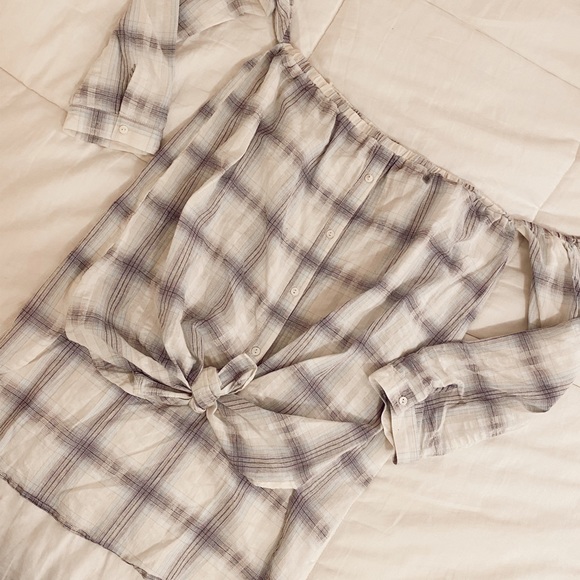 Ellison Off-The-Shoulder Plaid Top - Picture 3 of 3